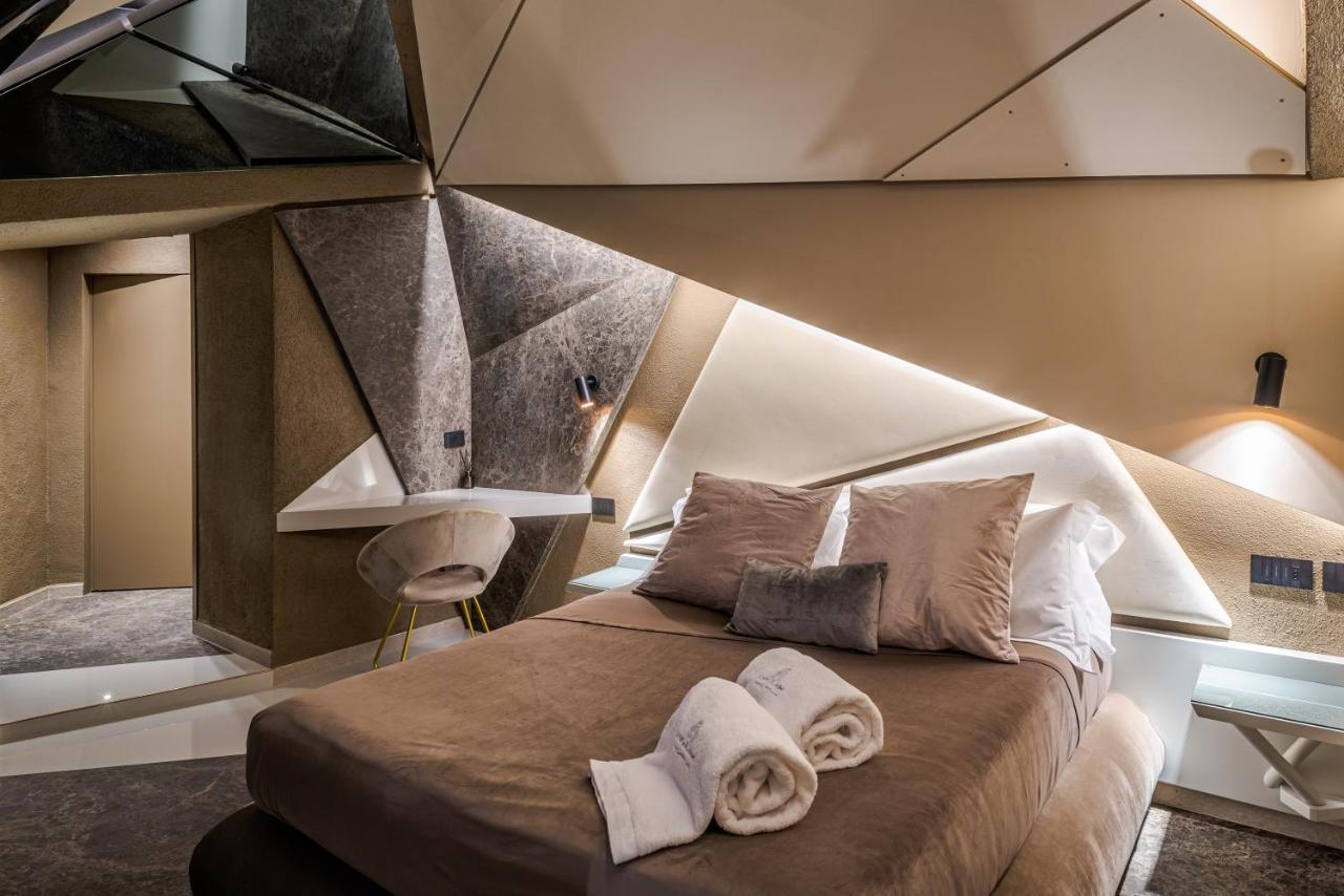 Le Suites Del Duomo Luxury Catane Extérieur photo